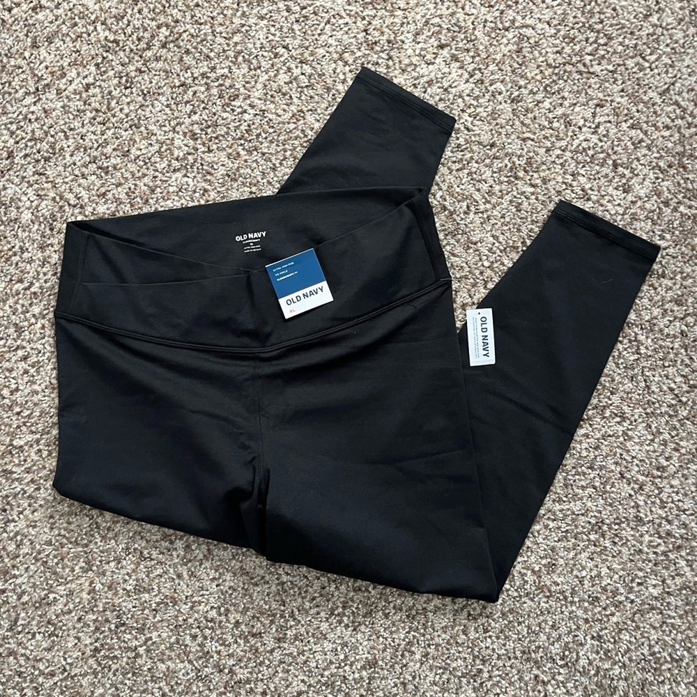 *NWT* Old Navy Cloud Comfy leggings